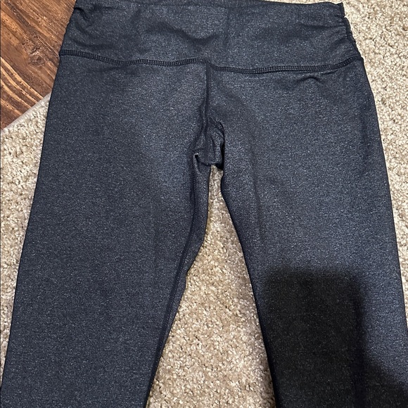 Lululemon capri - Picture 5 of 6